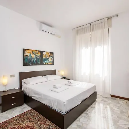 Apartament Ihost - Veneziano 8 *