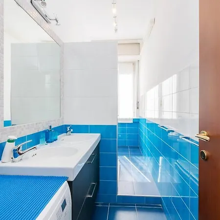 Ihost - Veneziano 8 Apartament