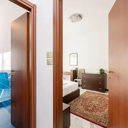 Ihost - Veneziano 8 * Mediolan